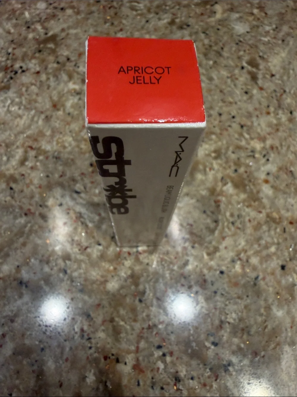 NEW MAC Cosmetics Strobe Beam Illuminating Liquid Blush